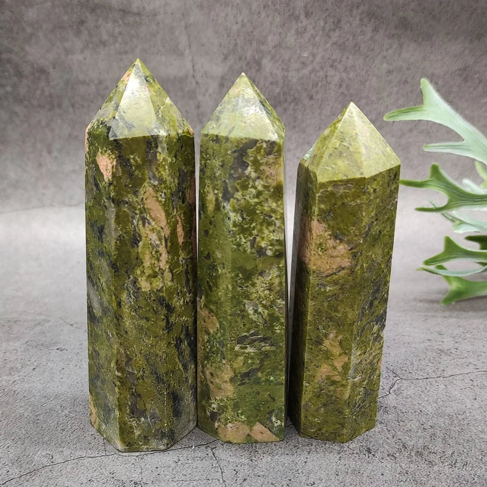 Natural Crystal Point Wand — Reiki Healing Stone for Home Decor & Meditation