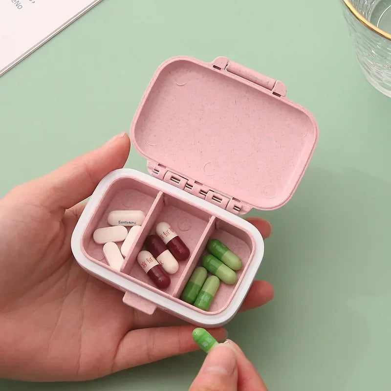 7 Day Pill Organizer 3 Times a Day with 21 Large Compartments for Vitamins, Medicine and Fish Oil, Portable Travel Case